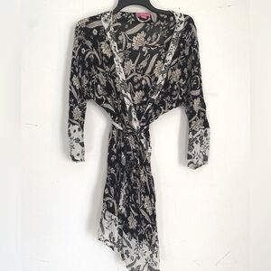 True Vintage GLAM! See Gorgeous Pattern & Embroidered Details